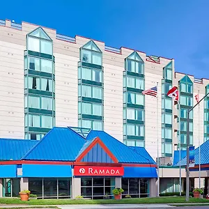 Hotel Ramada By Wyndham Falls/fallsview ***