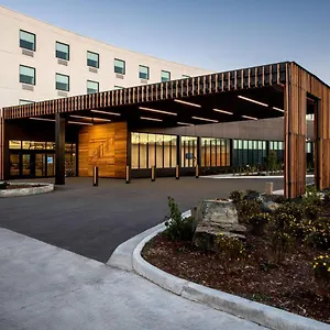 Hotel Wyndham Garden Airport ***